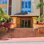 Fabulous In Elviria Hills Апартаменты *