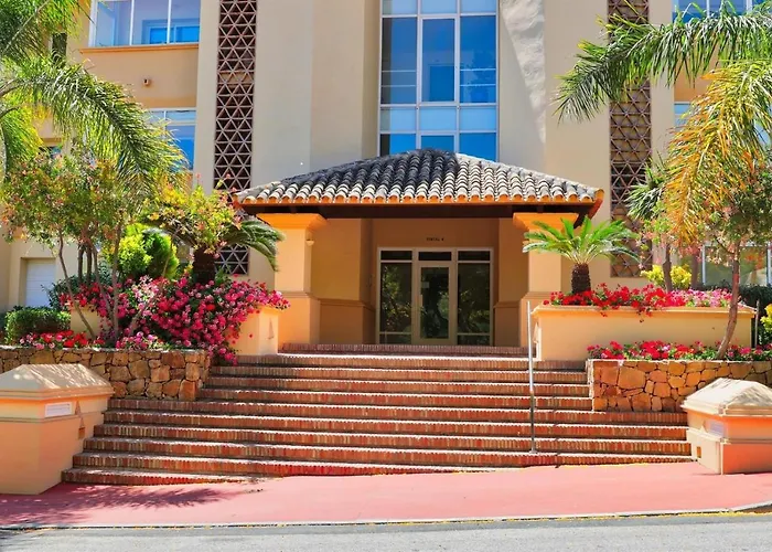 Fabulous In Elviria Hills Apartament